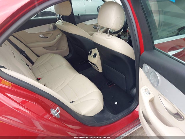 44850744 :رقم المزاد ، 55SWF8DB8KU307521 vin ، 2019 Mercedes-benz C 300 مزاد بيع