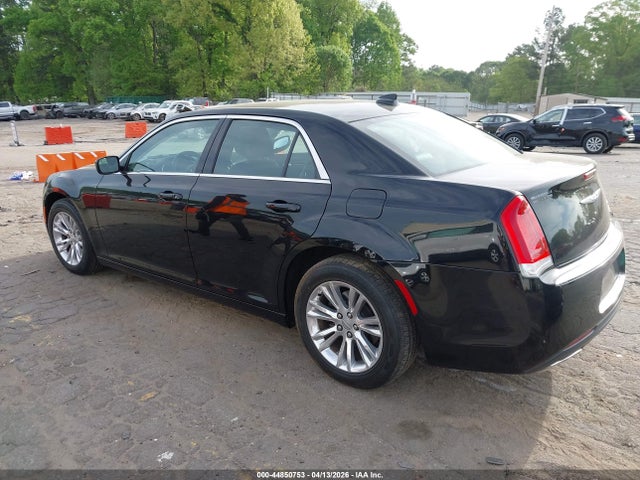 2016 Chrysler 300 Limited მანქანა იყიდება აუქციონზე, vin: 2C3CCAAG1GH311131, აუქციონის ნომერი: 44850753