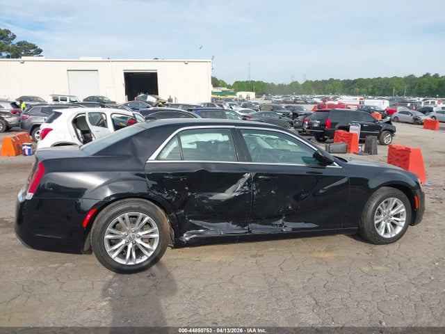 2016 Chrysler 300 Limited მანქანა იყიდება აუქციონზე, vin: 2C3CCAAG1GH311131, აუქციონის ნომერი: 44850753