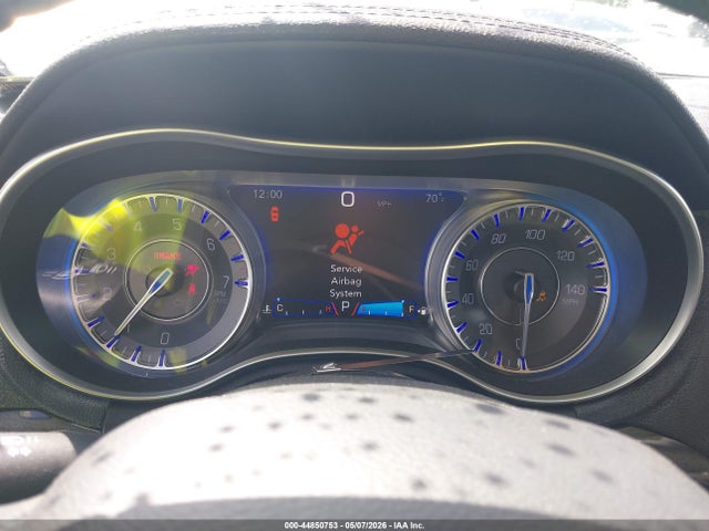 2016 Chrysler 300 Limited მანქანა იყიდება აუქციონზე, vin: 2C3CCAAG1GH311131, აუქციონის ნომერი: 44850753