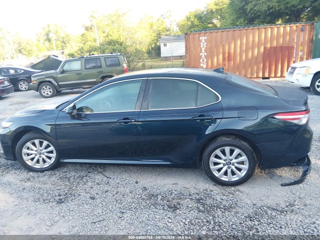 Продажа на аукционе авто 2020 Toyota Camry Le, vin: 4T1C11AK4LU890057, номер лота: 44850769