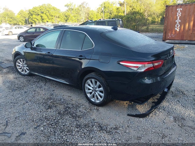 Продажа на аукционе авто 2020 Toyota Camry Le, vin: 4T1C11AK4LU890057, номер лота: 44850769