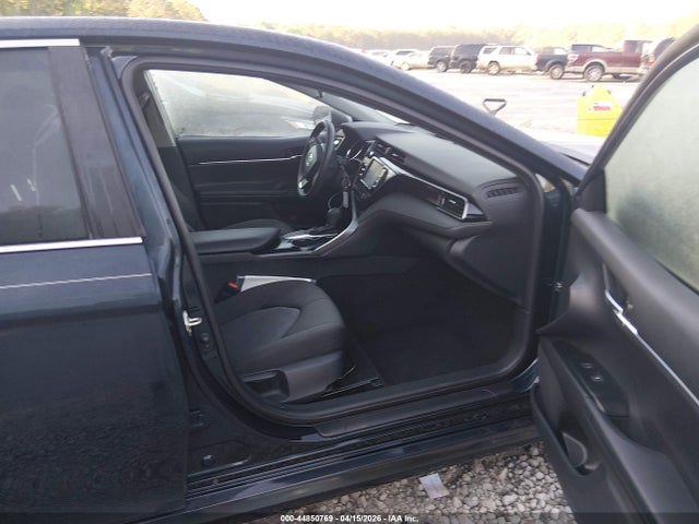 Продажа на аукционе авто 2020 Toyota Camry Le, vin: 4T1C11AK4LU890057, номер лота: 44850769