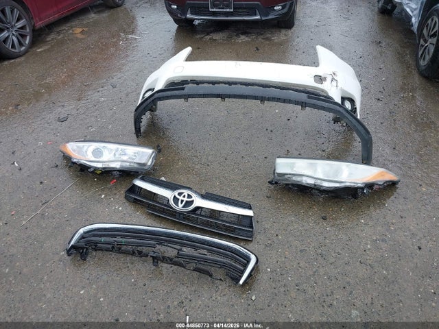 Toyota Highlander Limited V6 2015 5TDDKRFHXFS208938 Image 12
