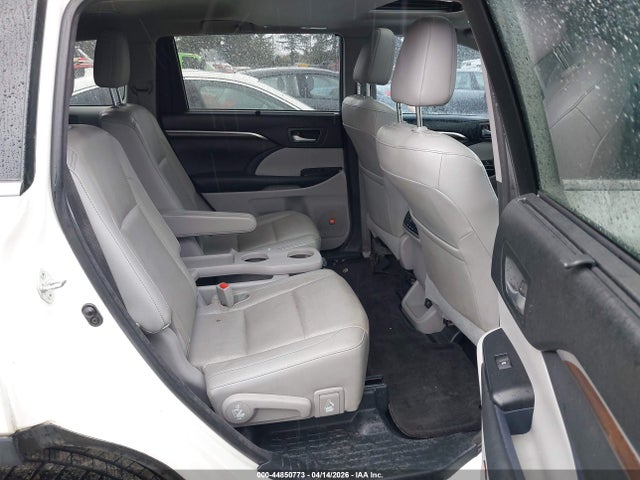 Toyota Highlander Limited V6 2015 5TDDKRFHXFS208938 Image 8