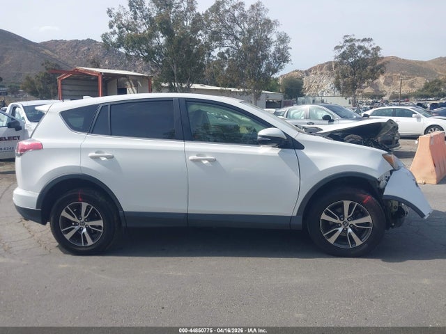 Продаж на аукціоні авто 2018 Toyota Rav4 Xle, vin: JTMWFREV5JJ192271, номер лоту: 44850775