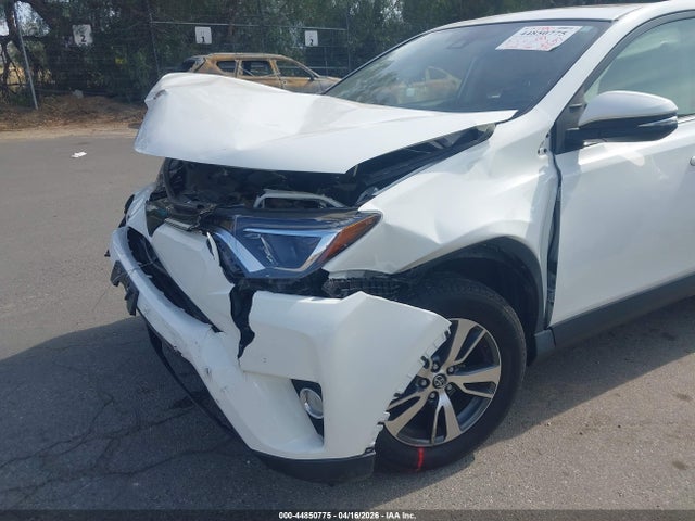 Продаж на аукціоні авто 2018 Toyota Rav4 Xle, vin: JTMWFREV5JJ192271, номер лоту: 44850775