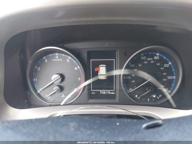 Продаж на аукціоні авто 2018 Toyota Rav4 Xle, vin: JTMWFREV5JJ192271, номер лоту: 44850775