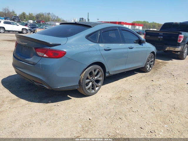 2015 Chrysler 200 S მანქანა იყიდება აუქციონზე, vin: 1C3CCCDG0FN636463, აუქციონის ნომერი: 44850789