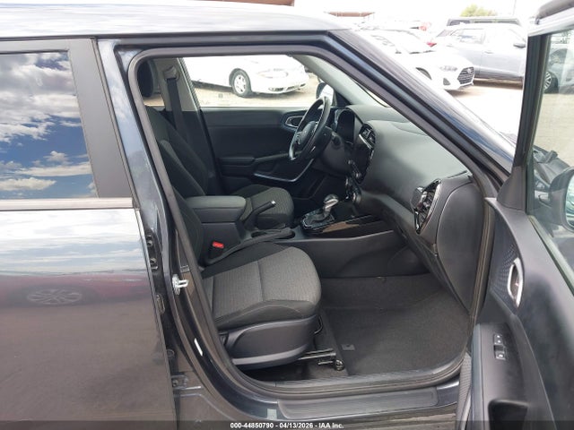 KNDJ33AU7P7890304 KIA SOUL EX