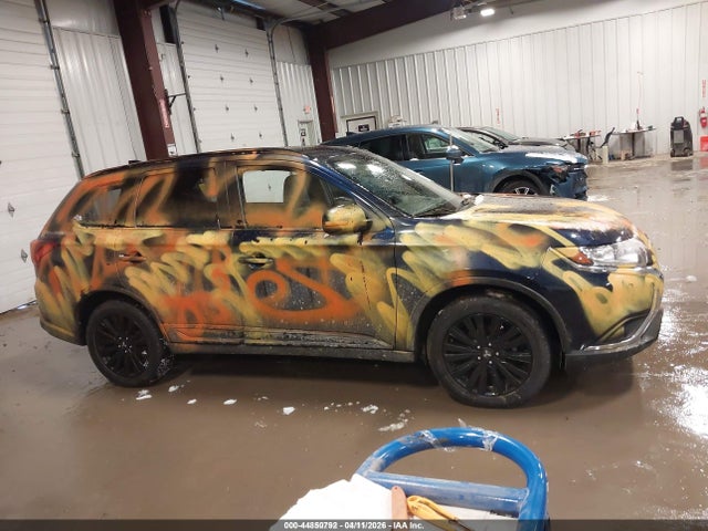 Auction sale of the 2020 Mitsubishi Outlander Es 2.4 S-awc/le 2.4 S-awc/se 2.4 S-awc/sel 2.4 S-awc/sp 2.4 S-awc, vin: JA4AZ3A31LZ003214, lot number: 44850792