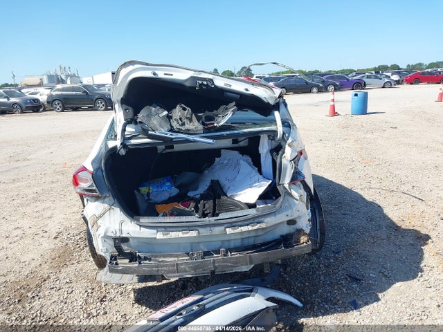 Продаж на аукціоні авто 2018 Hyundai Elantra Se, vin: 5NPD74LF6JH401979, номер лоту: 44850795