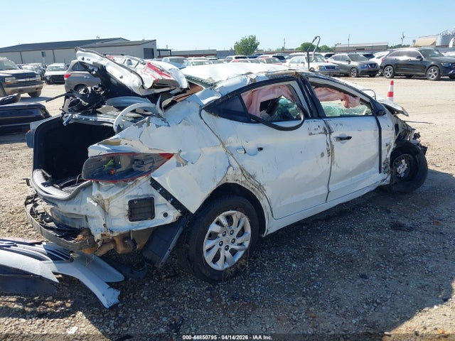 Продаж на аукціоні авто 2018 Hyundai Elantra Se, vin: 5NPD74LF6JH401979, номер лоту: 44850795