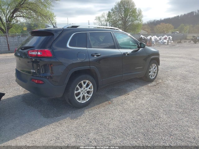 44850804 :رقم المزاد ، 1C4PJLCB6GW264891 vin ، 2016 Jeep Cherokee Latitude مزاد بيع