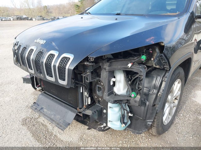 44850804 :رقم المزاد ، 1C4PJLCB6GW264891 vin ، 2016 Jeep Cherokee Latitude مزاد بيع