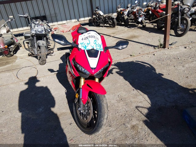 Honda CBR1000 RR 2018 JH2SC7712JK100556 Image 5