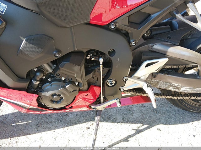 Honda CBR1000 RR 2018 JH2SC7712JK100556 Image 9