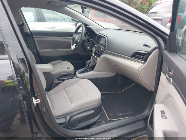 Продаж на аукціоні авто 2020 Hyundai Elantra Sel, vin: 5NPD84LF6LH568620, номер лоту: 44850842