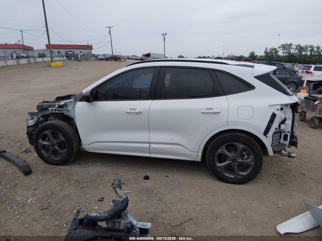 1FMCU0MN5PUA73001 Ford Escape St-line