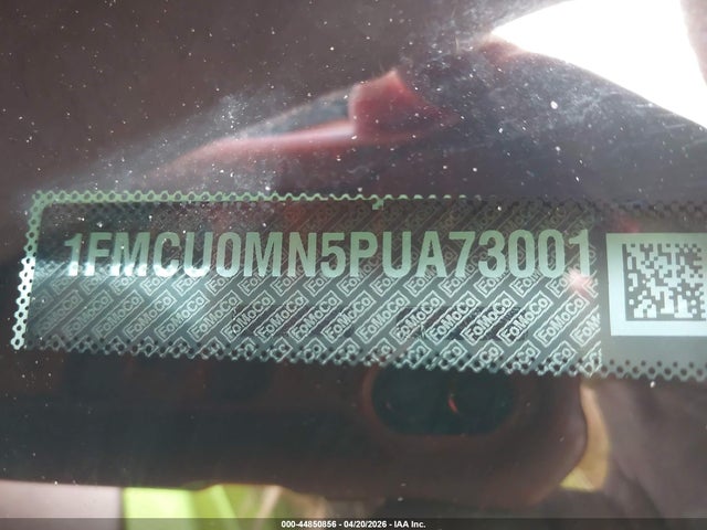 1FMCU0MN5PUA73001 Ford Escape St-line