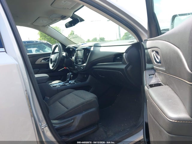 Chevrolet Traverse Ls 2019 1GNERFKW8KJ130810 Image 5