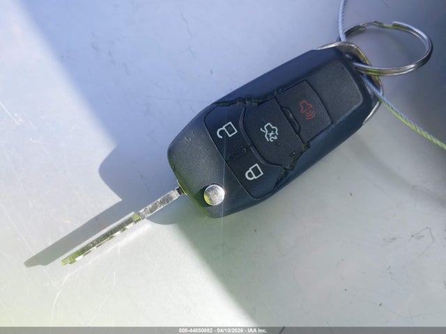 3FA6P0HD8FR115294 Ford FUSION SE