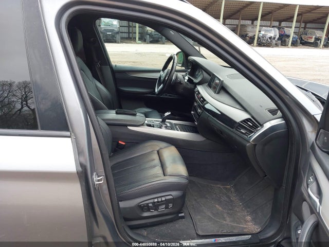 2017 BMW X5 5UXKR6C33H0J85372 Photo 4