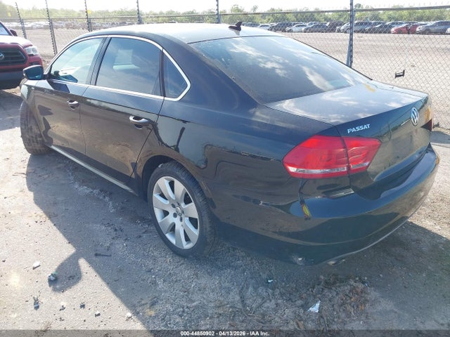 Aukcja sprzedaży 2014 Volkswagen Passat 1.8t Wolfsburg Edition, vin: 1VWAS7A35EC037936, numer aukcji: 44850902