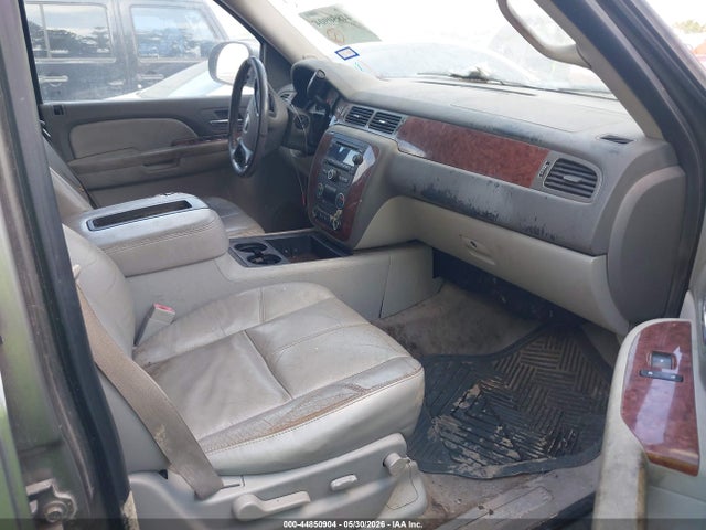 Aukcja sprzedaży 2008 Chevrolet Suburban 1500 Lt, vin: 1GNFC16J98J231905, numer aukcji: 44850904