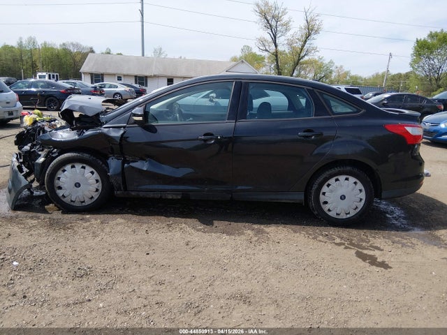 Продажа на аукционе авто 2013 Ford Focus Se, vin: 1FADP3F21DL174337, номер лота: 44850913