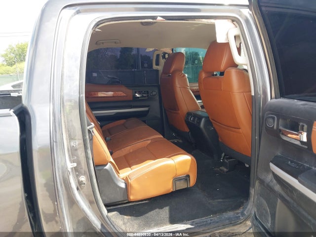 5TFAW5F1XJX727249 Toyota Tundra 1794 5.7l V8