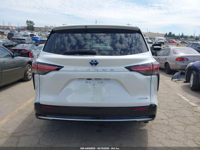 5TDZRKEC7MS009776 Toyota Sienna Limited