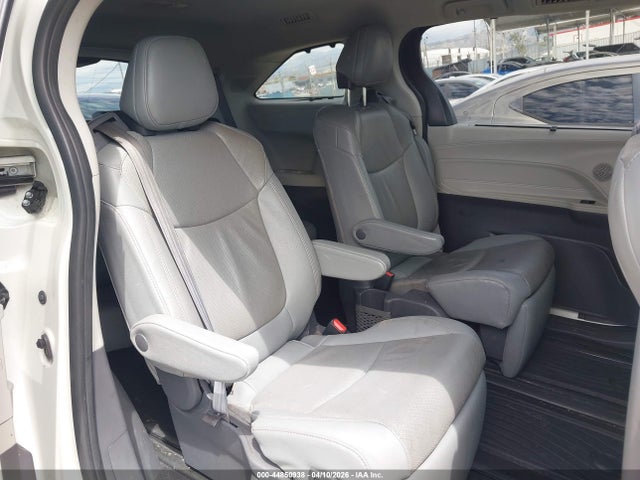 5TDZRKEC7MS009776 Toyota Sienna Limited