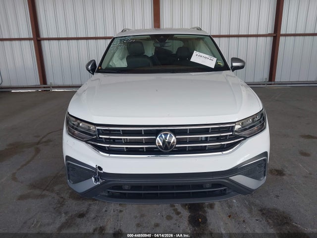 2024 Volkswagen Tiguan 2.0t Wolfsburg Edition მანქანა იყიდება აუქციონზე, vin: 3VV6B7AXXRM228074, აუქციონის ნომერი: 44850940