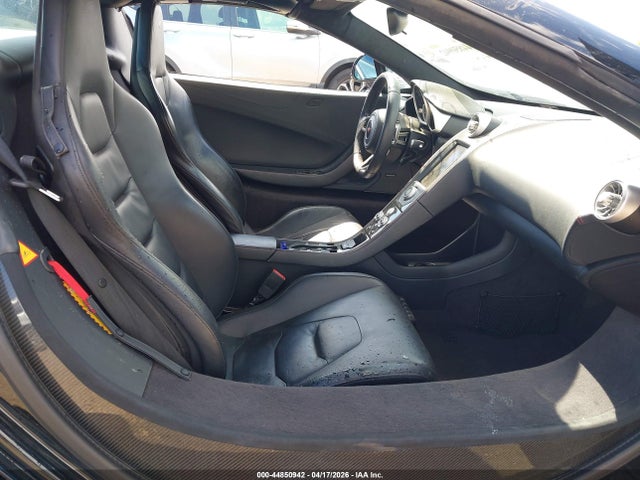2014 Mclaren Mp4-12c მანქანა იყიდება აუქციონზე, vin: SBM11BAA4EW003046, აუქციონის ნომერი: 44850942