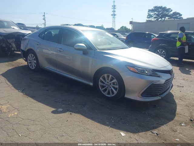 Продажа на аукционе авто 2023 Toyota Camry Le, vin: 4T1C11AK1PU835412, номер лота: 44850985