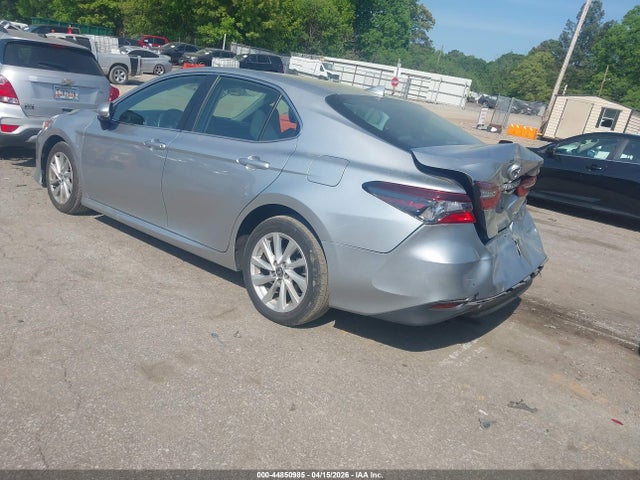 44850985 :رقم المزاد ، 4T1C11AK1PU835412 vin ، 2023 Toyota Camry Le مزاد بيع
