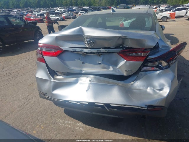 44850985 :رقم المزاد ، 4T1C11AK1PU835412 vin ، 2023 Toyota Camry Le مزاد بيع