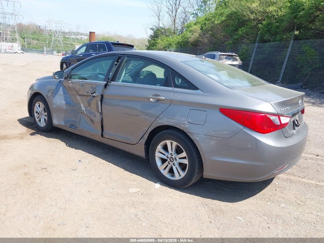 2013 Hyundai Sonata Gls მანქანა იყიდება აუქციონზე, vin: 5NPEB4AC7DH749760, აუქციონის ნომერი: 44850989