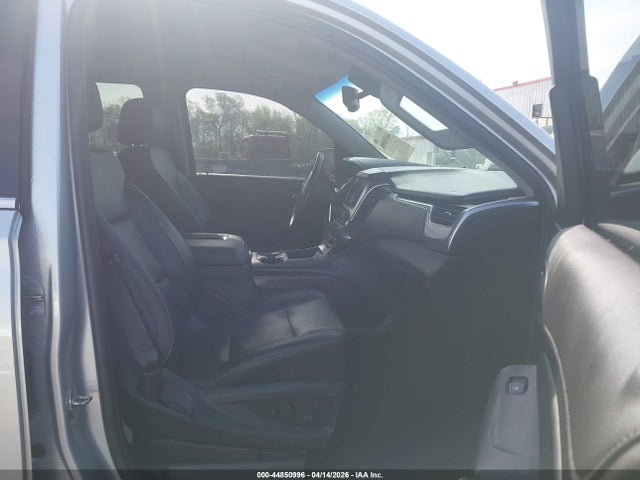 Продажа на аукционе авто 2019 Chevrolet Suburban Lt, vin: 1GNSKHKC9KR284307, номер лота: 44850996