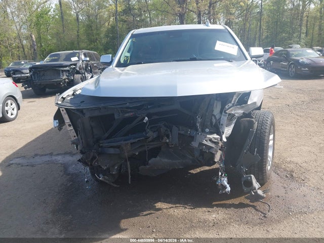 Продажа на аукционе авто 2019 Chevrolet Suburban Lt, vin: 1GNSKHKC9KR284307, номер лота: 44850996