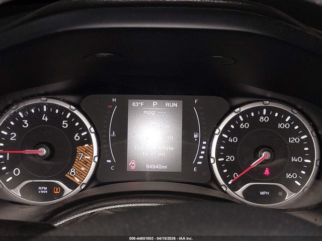 2020 Jeep Renegade Latitude Fwd მანქანა იყიდება აუქციონზე, vin: ZACNJABB1LPL62664, აუქციონის ნომერი: 44851002