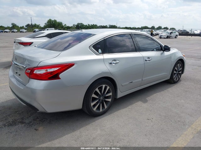 1N4AL3APXHC167362 Nissan Altima 2.5 Sl