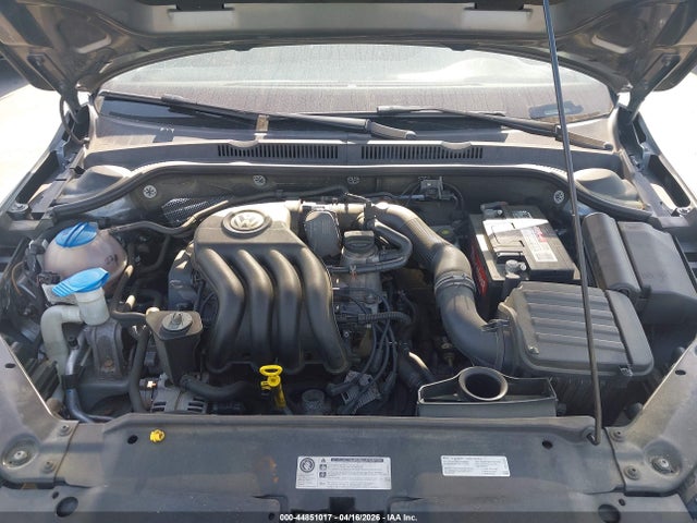 2015 Volkswagen Jetta 2.0l S მანქანა იყიდება აუქციონზე, vin: 3VW2K7AJ1FM280470, აუქციონის ნომერი: 44851017