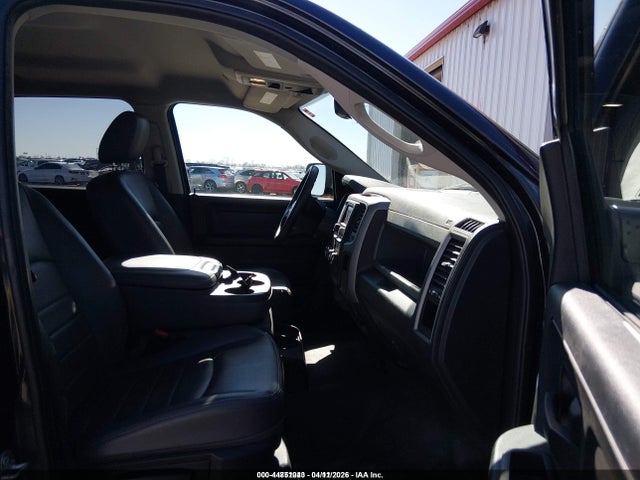 2017 RAM 1500 1C6RR7KM4HS709348 Photo 4