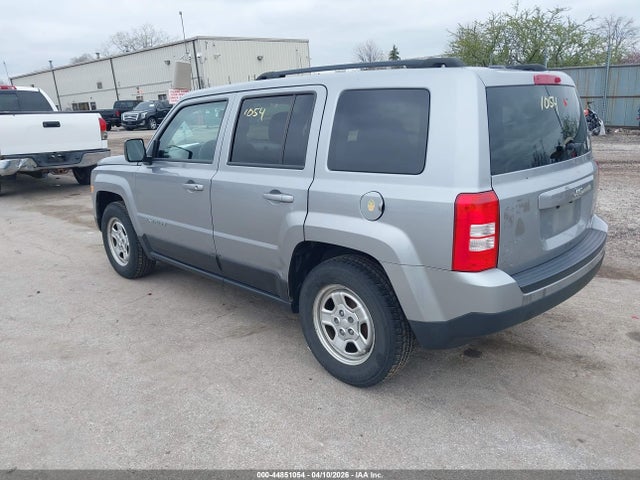 2017 JEEP PATRIOT 1C4NJPBA3HD145717 Photo 2