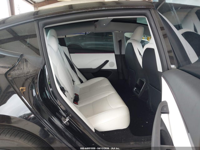 2026 Tesla Model 3 Premium Rear-wheel Drive/standard Rear-wheel Drive მანქანა იყიდება აუქციონზე, vin: 5YJ3E1EA3TF136215, აუქციონის ნომერი: 44851059