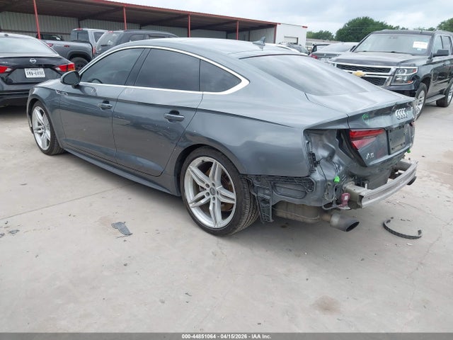 Продажа на аукционе авто 2019 Audi A5 45 Premium, vin: WAUENCF51KA078079, номер лота: 44851064