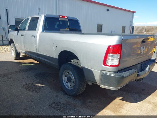 2020 RAM 2500 3C6UR5HJ3LG243214 Photo 2