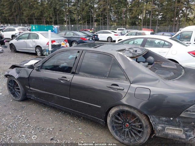 44851088 :رقم المزاد ، JTHBD192630065316 vin ، 2003 Lexus Is 300 Base W/5-speed Manual مزاد بيع